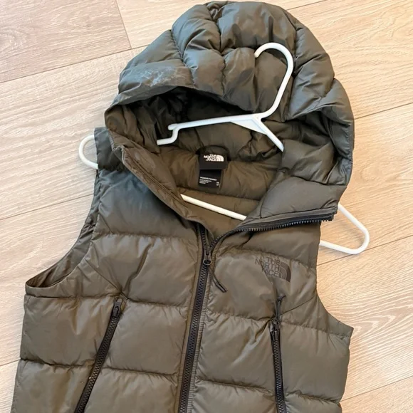 The North Face Hyalite Down Hooded Vest XS Khaki - Picture 3 of 13
